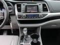 2015 Toyota Highlander Ash Interior Dashboard Photo