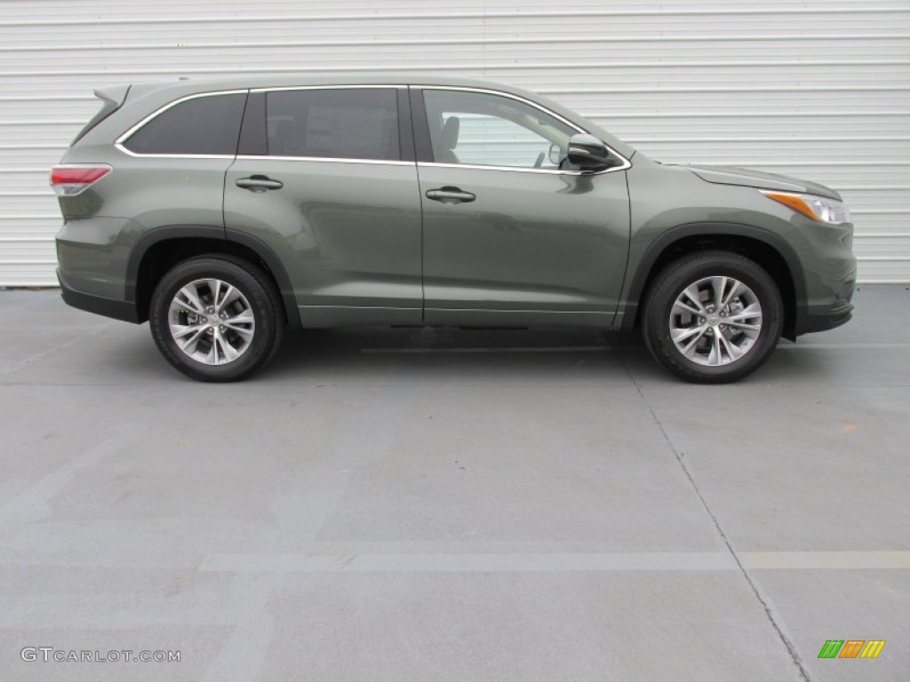 Alumina Jade Metallic 2015 Toyota Highlander LE Exterior Photo #101724968