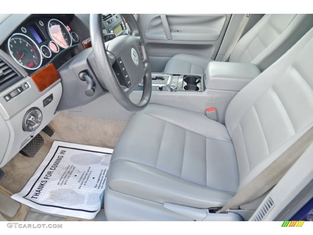 Kristal Gray Interior 2004 Volkswagen Touareg V6 Photo #101725064