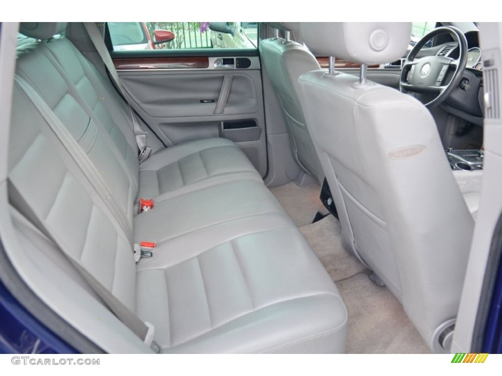 Kristal Gray Interior 2004 Volkswagen Touareg V6 Photo #101725250