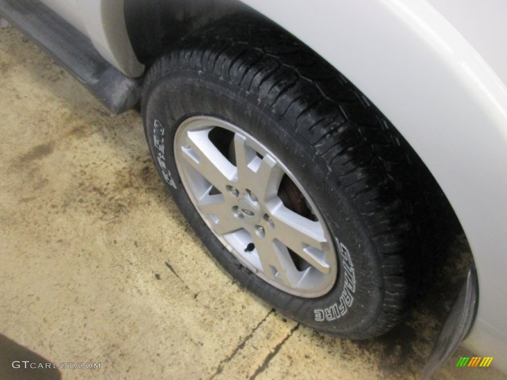 2009 Explorer XLT 4x4 - White Suede / Black photo #4