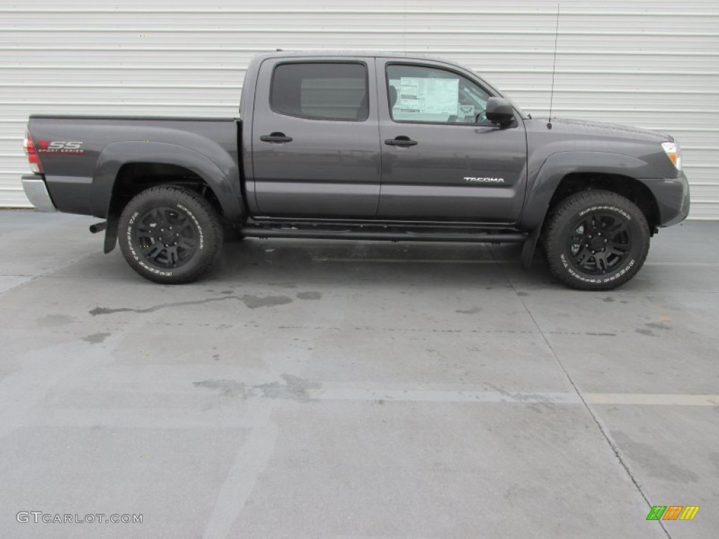 Magnetic Gray Metallic 2015 Toyota Tacoma TSS PreRunner Double Cab Exterior Photo #101728302