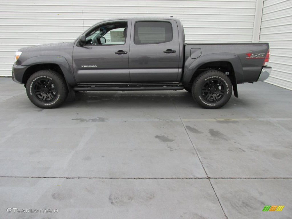 Magnetic Gray Metallic 2015 Toyota Tacoma TSS PreRunner Double Cab Exterior Photo #101728362