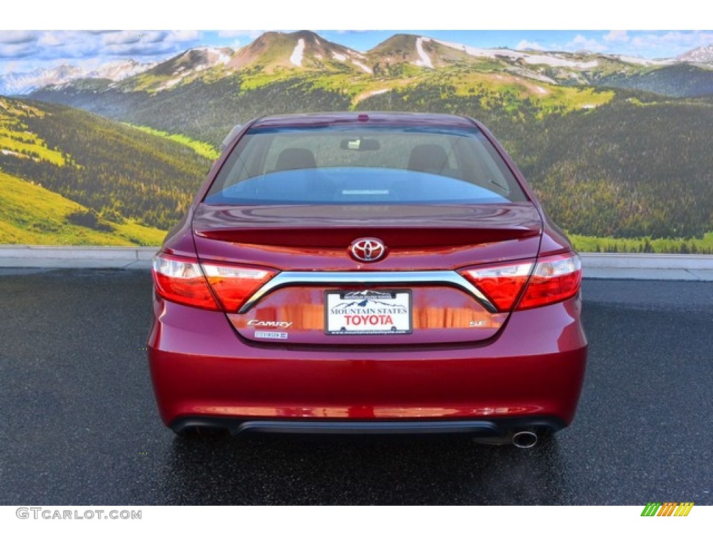 2015 Camry SE - Ruby Flare Pearl / Black photo #4