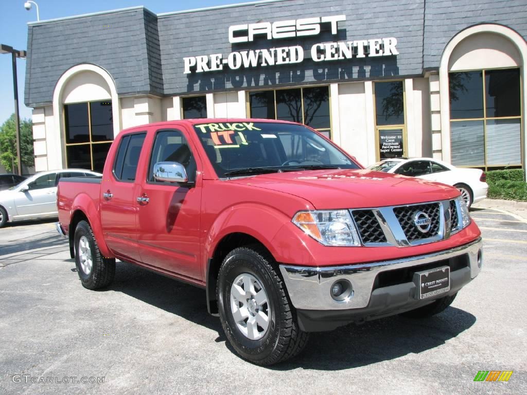 2006 Frontier LE Crew Cab - Red Alert / Charcoal photo #1