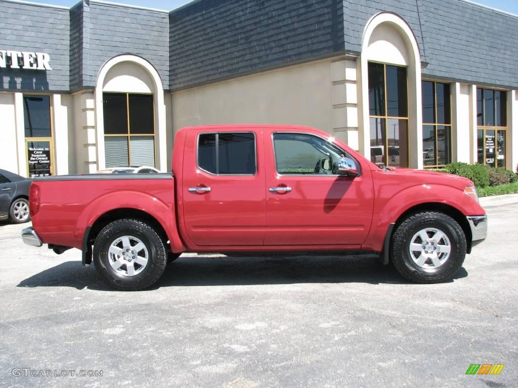 2006 Frontier LE Crew Cab - Red Alert / Charcoal photo #3