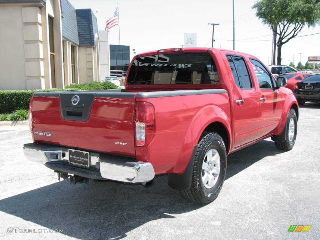 2006 Frontier LE Crew Cab - Red Alert / Charcoal photo #4