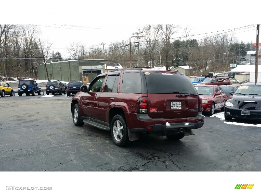 2004 TrailBlazer LT 4x4 - Medium Red Metallic / Light Cashmere photo #3