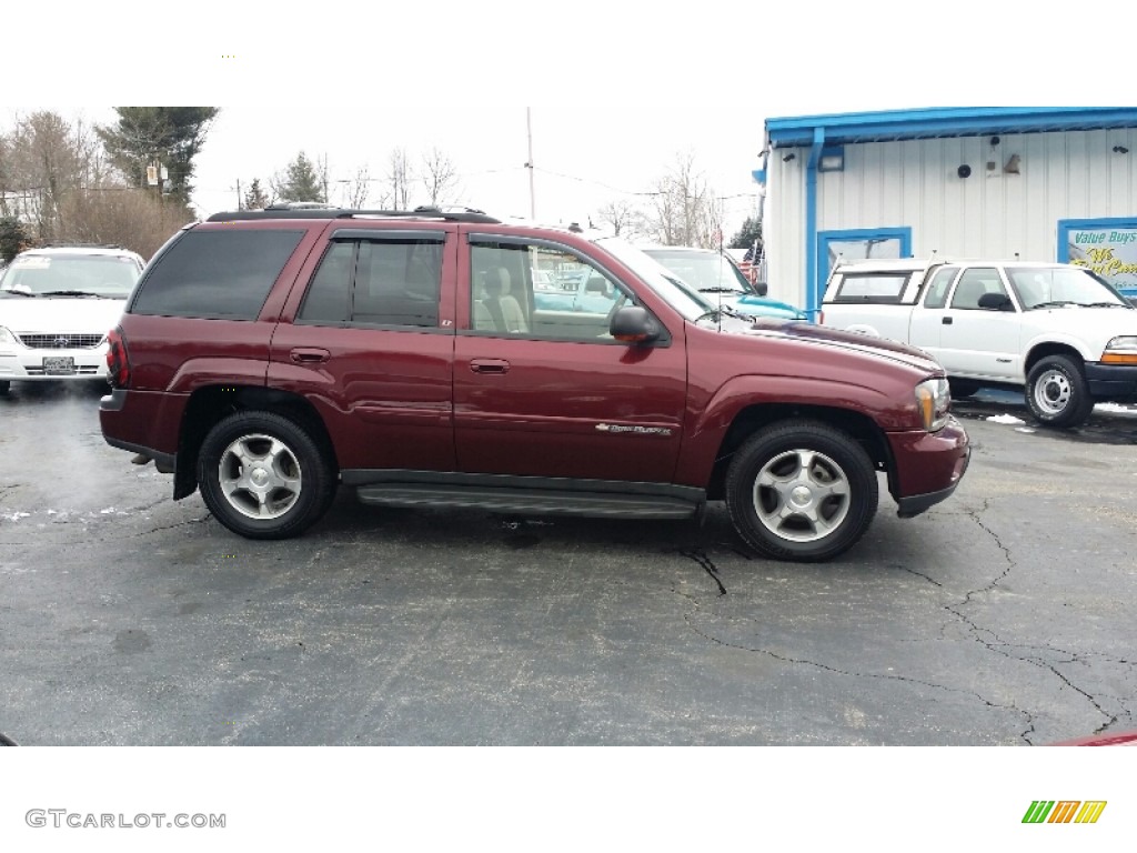 2004 TrailBlazer LT 4x4 - Medium Red Metallic / Light Cashmere photo #6
