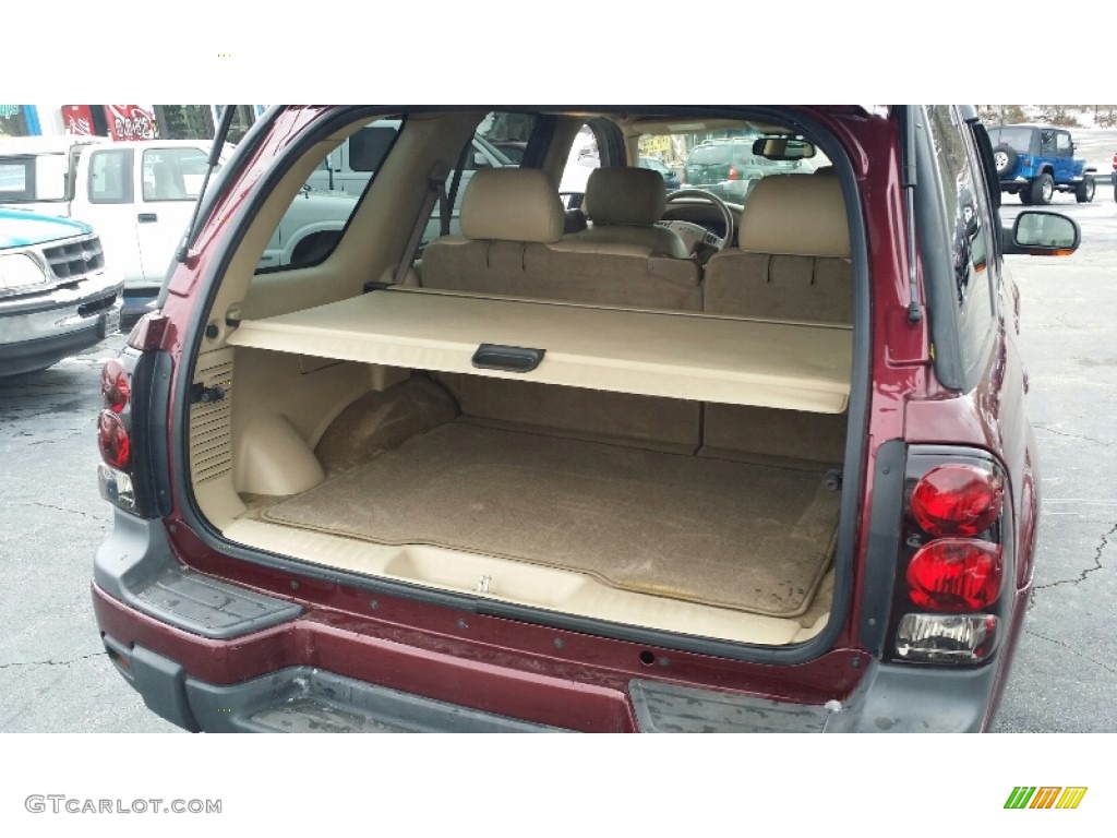 2004 Chevrolet TrailBlazer LT 4x4 Trunk Photo #101731542