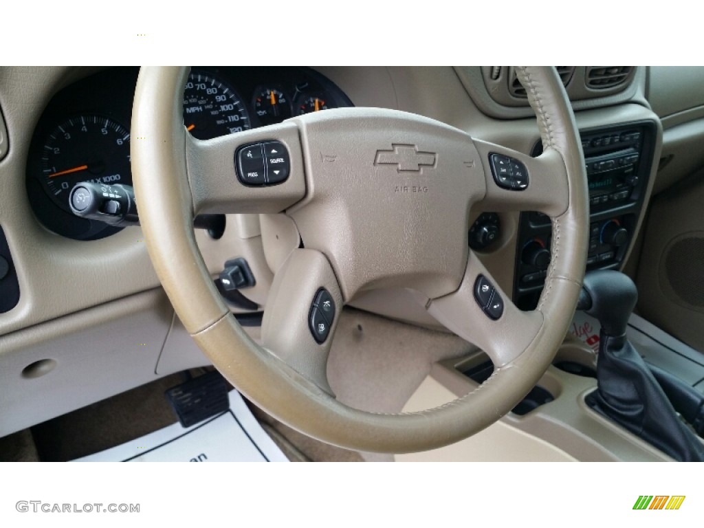 2004 TrailBlazer LT 4x4 - Medium Red Metallic / Light Cashmere photo #24