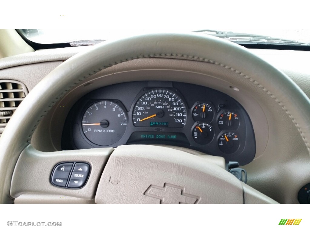 2004 Chevrolet TrailBlazer LT 4x4 Gauges Photo #101731782