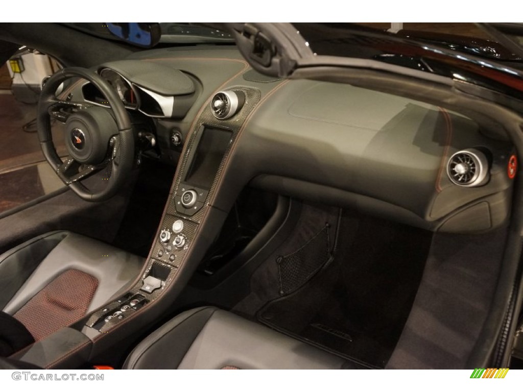 2014 McLaren MP4-12C 12C Spider Carbon Black Dashboard Photo #101734926