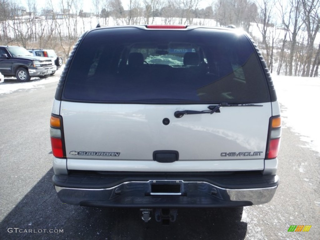 2005 Suburban 1500 LS 4x4 - Silver Birch Metallic / Gray/Dark Charcoal photo #9