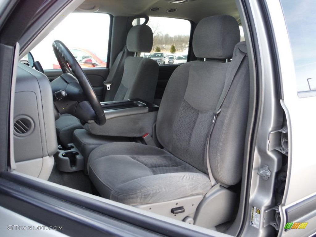 2005 Suburban 1500 LS 4x4 - Silver Birch Metallic / Gray/Dark Charcoal photo #18