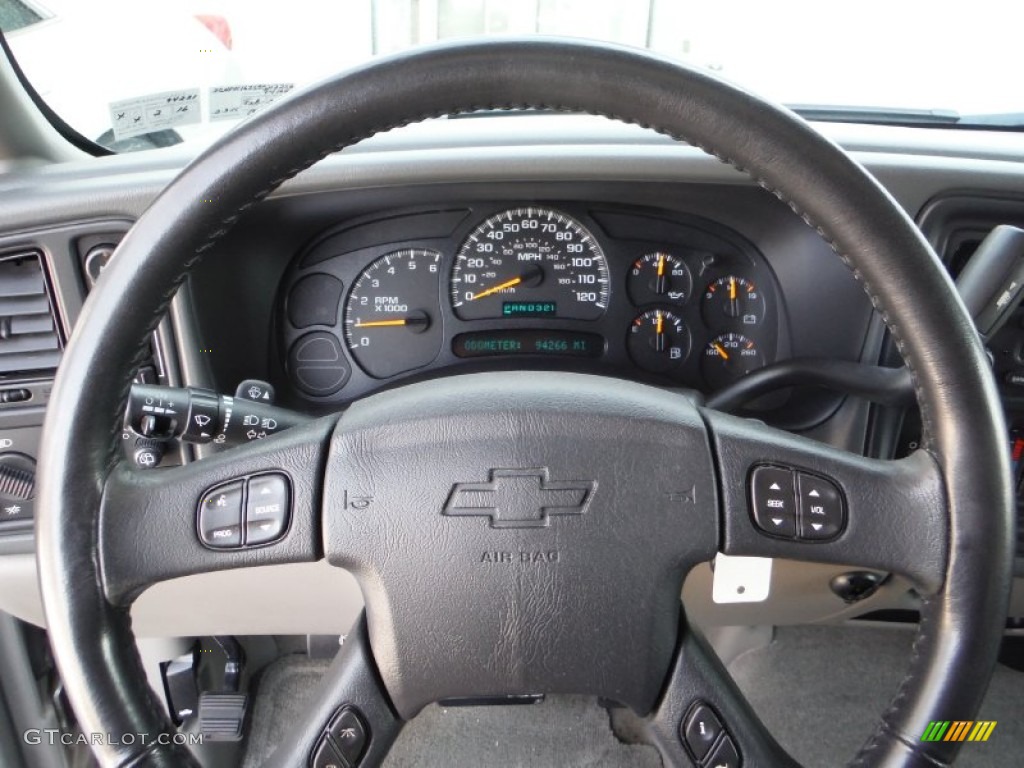 2005 Suburban 1500 LS 4x4 - Silver Birch Metallic / Gray/Dark Charcoal photo #22
