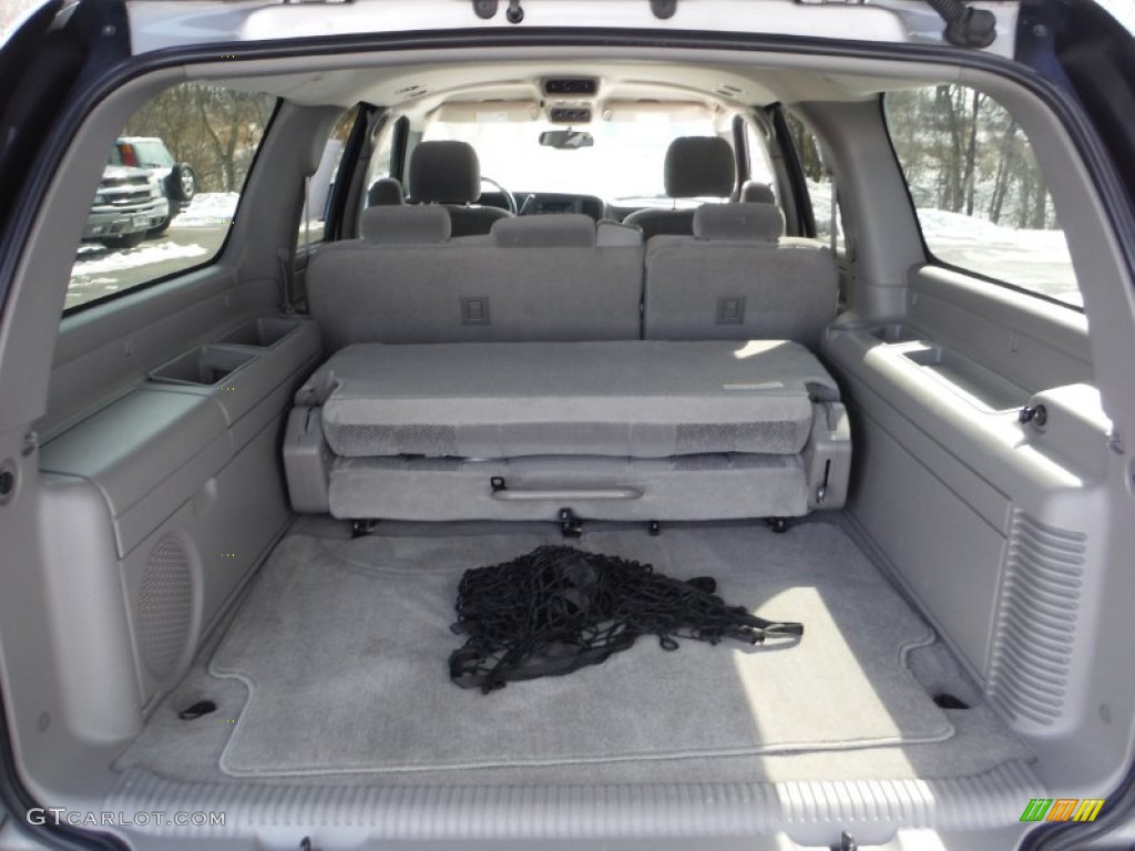 2005 Suburban 1500 LS 4x4 - Silver Birch Metallic / Gray/Dark Charcoal photo #28