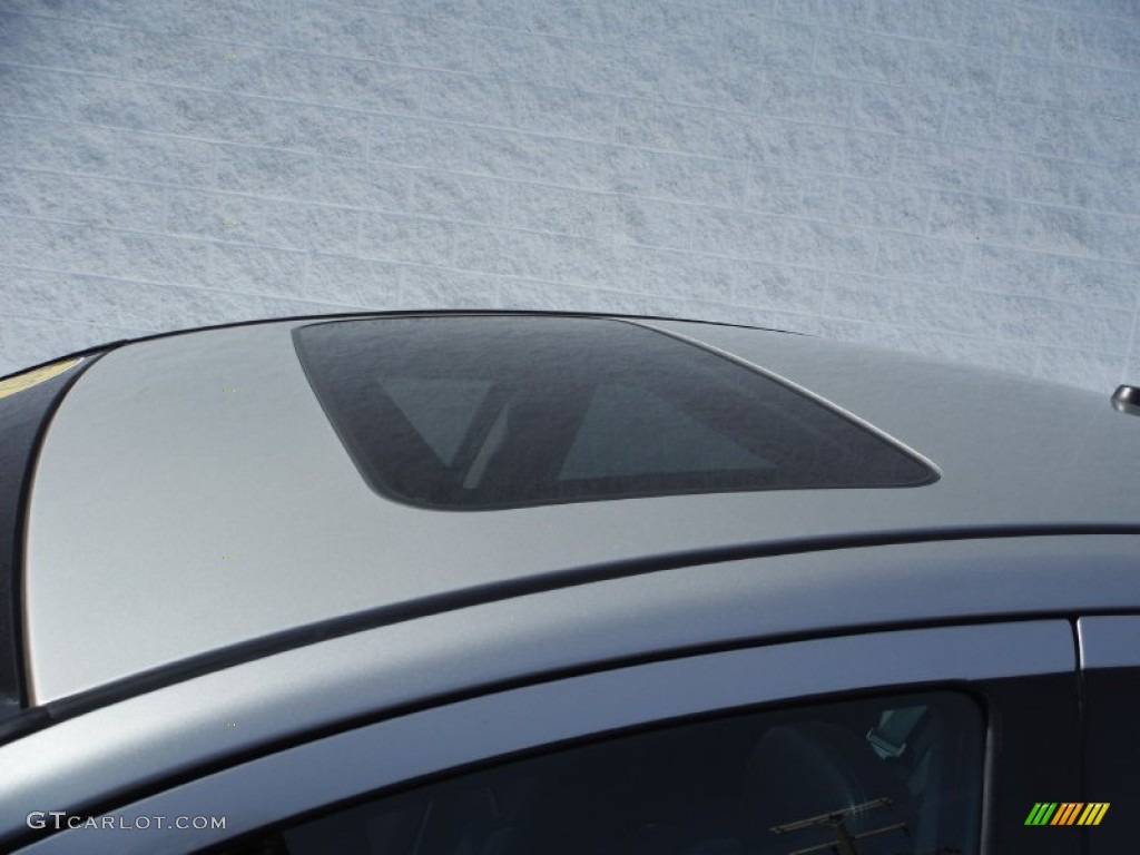 2012 Galant SE - Quick Silver / Black photo #3