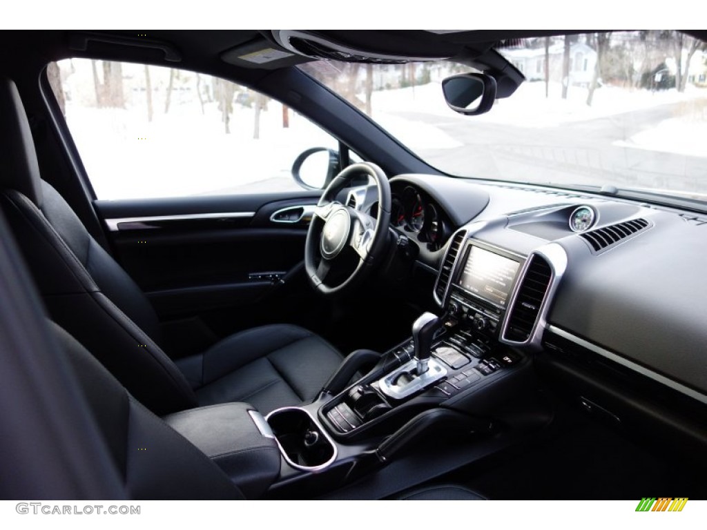 2012 Cayenne  - Black / Black photo #18