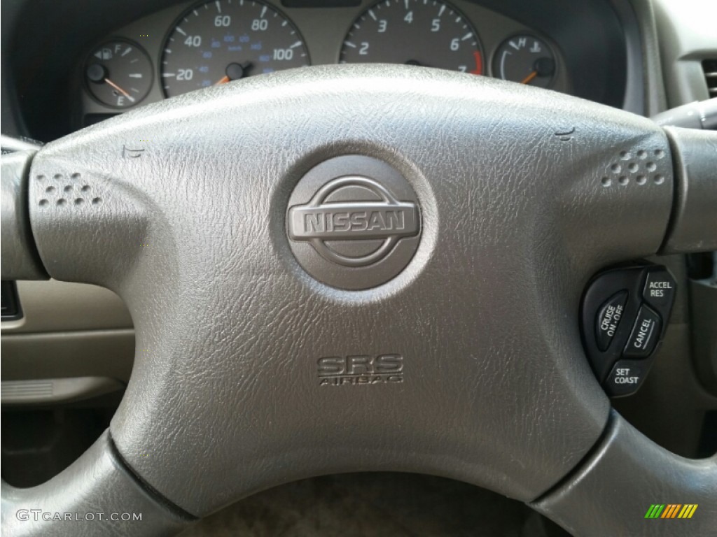 2002 Sentra GXE - Cloud White / Stone photo #16