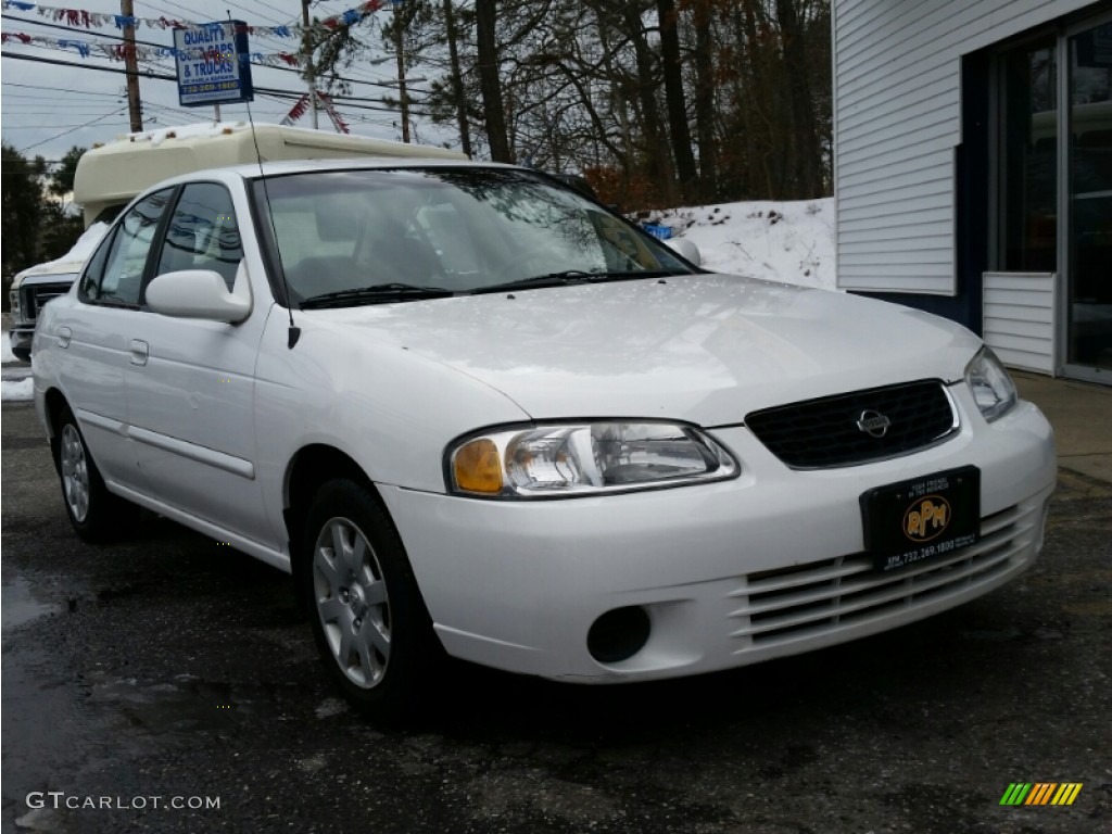 2002 Sentra GXE - Cloud White / Stone photo #24