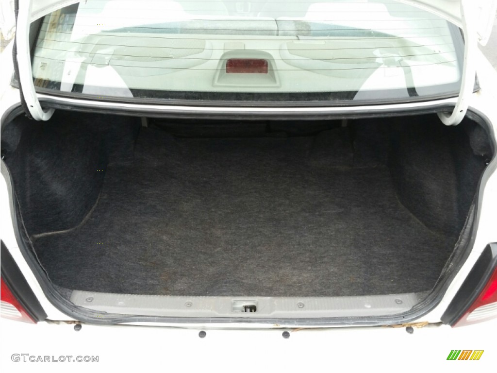 2002 Sentra GXE - Cloud White / Stone photo #27