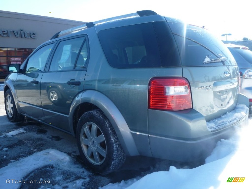 2006 Freestyle SE AWD - Titanium Green Metallic / Shale Grey photo #4
