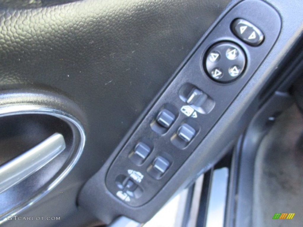 2006 Grand Prix GXP Sedan - Black / Ebony photo #25