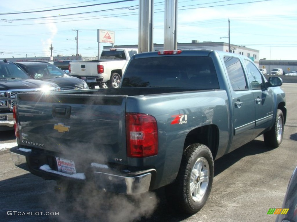 2010 Silverado 1500 LTZ Crew Cab 4x4 - Blue Granite Metallic / Light Titanium/Dark Titanium photo #3