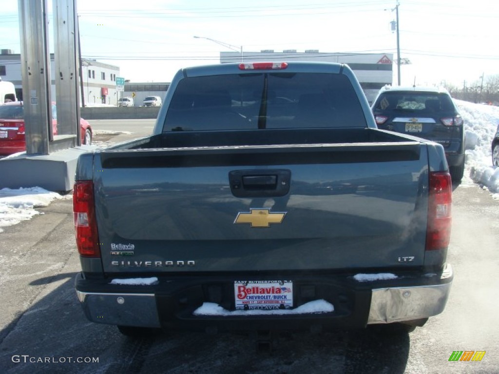 2010 Silverado 1500 LTZ Crew Cab 4x4 - Blue Granite Metallic / Light Titanium/Dark Titanium photo #4