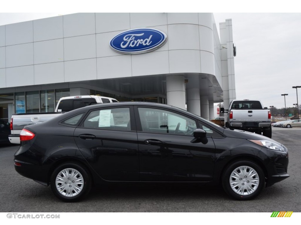 2015 Fiesta S Sedan - Tuxedo Black Metallic / Charcoal Black photo #2