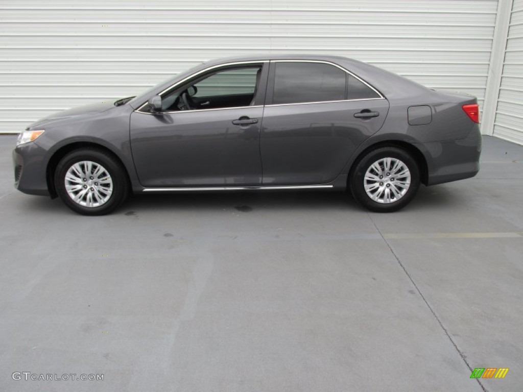 2013 Camry LE - Cosmic Gray Metallic / Ivory photo #3