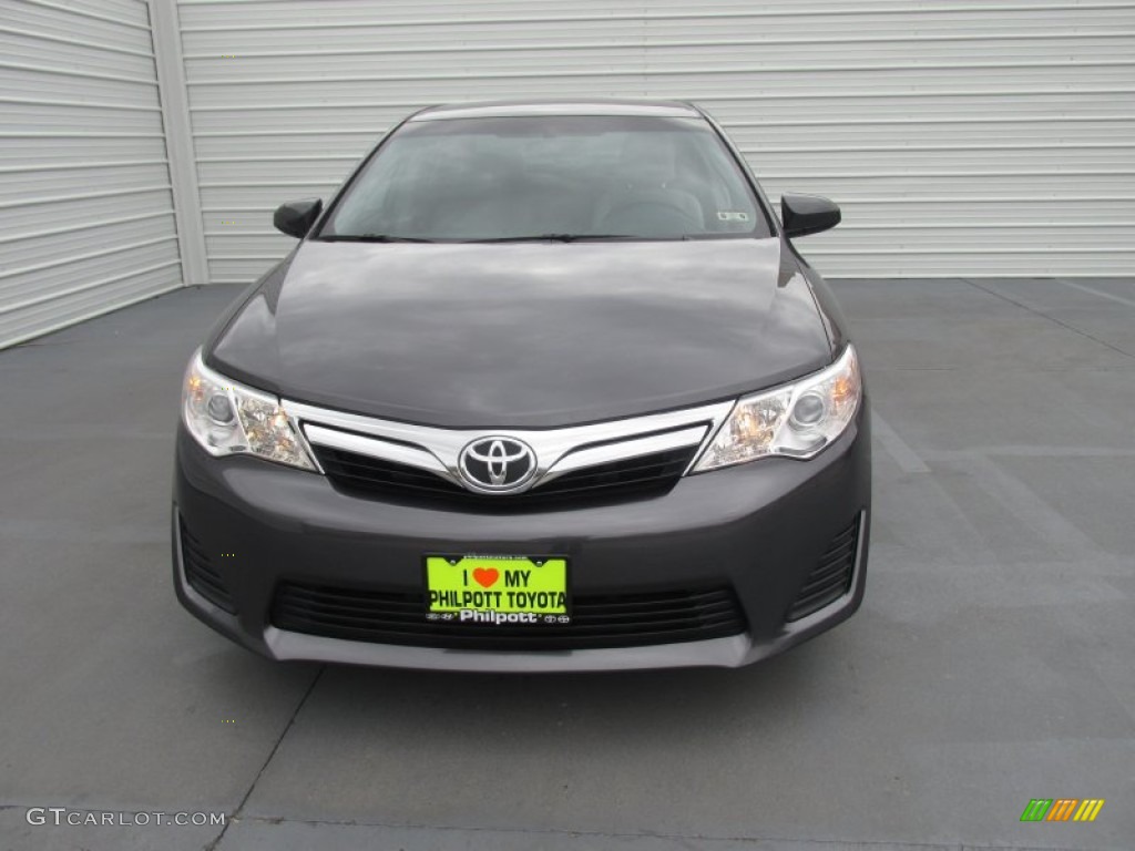 2013 Camry LE - Cosmic Gray Metallic / Ivory photo #5