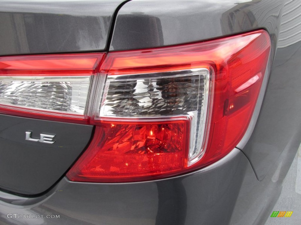2013 Camry LE - Cosmic Gray Metallic / Ivory photo #11
