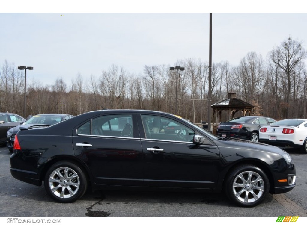 2011 Fusion SEL V6 - Tuxedo Black Metallic / Charcoal Black photo #2