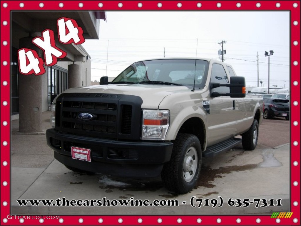 2009 F250 Super Duty XL SuperCab 4x4 - Pueblo Gold Metallic / Camel photo #1
