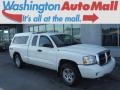 2005 Bright White Dodge Dakota SLT Club Cab 4x4  photo #1