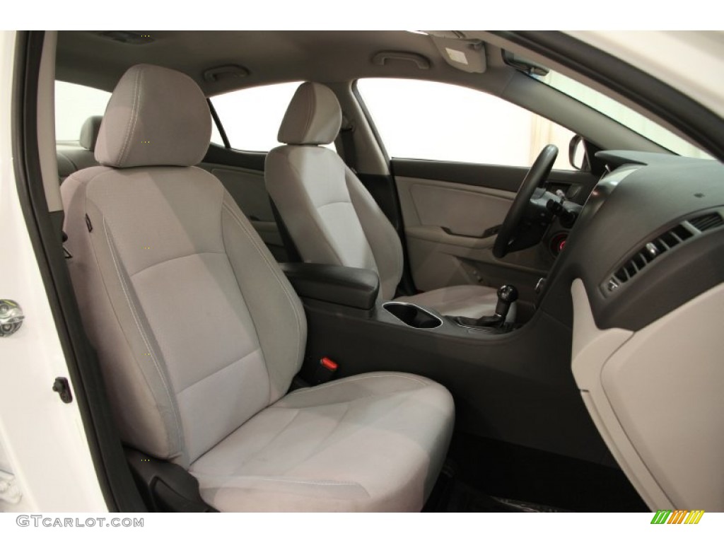 2014 Kia Optima LX Front Seat Photos