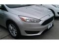 2015 Ingot Silver Metallic Ford Focus SE Sedan  photo #2