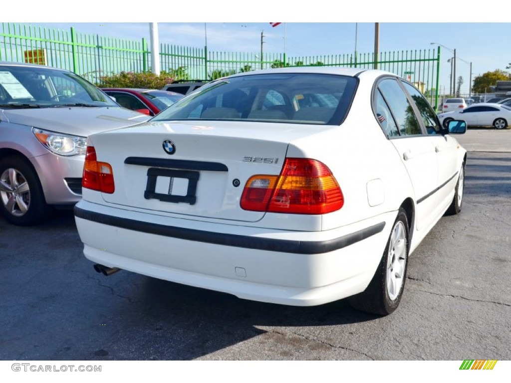 2005 3 Series 325i Sedan - Alpine White / Sand photo #9