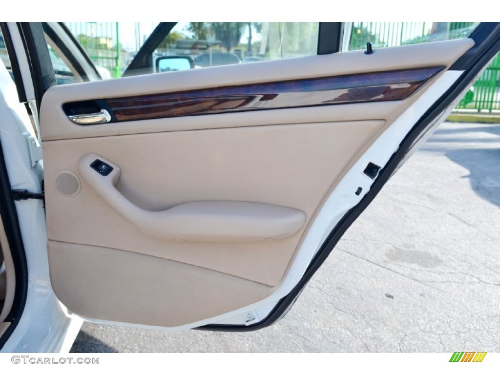 2005 3 Series 325i Sedan - Alpine White / Sand photo #19