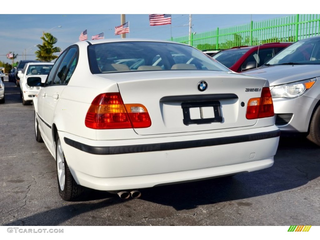 2005 3 Series 325i Sedan - Alpine White / Sand photo #31