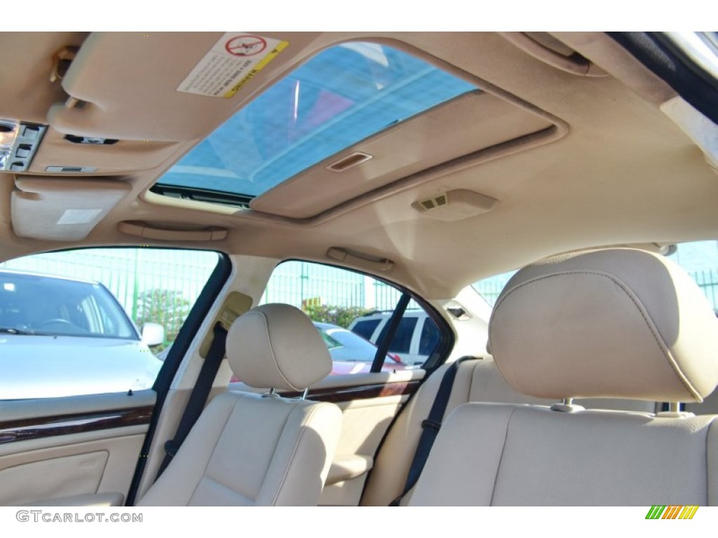 2005 3 Series 325i Sedan - Alpine White / Sand photo #36