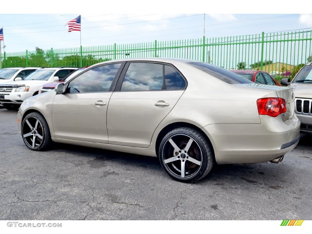 2005 Jetta Value Edition Sedan - Wheat Beige Metallic / Anthracite photo #7