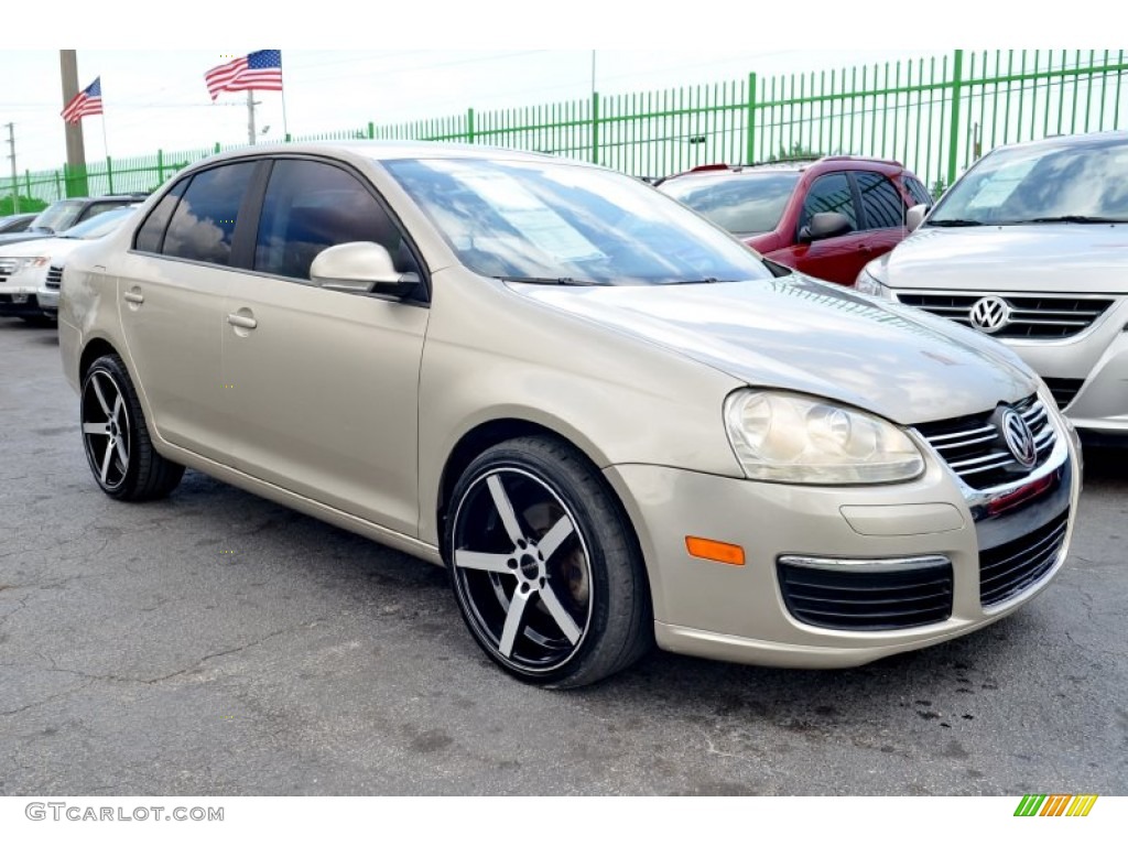 2005 Jetta Value Edition Sedan - Wheat Beige Metallic / Anthracite photo #25