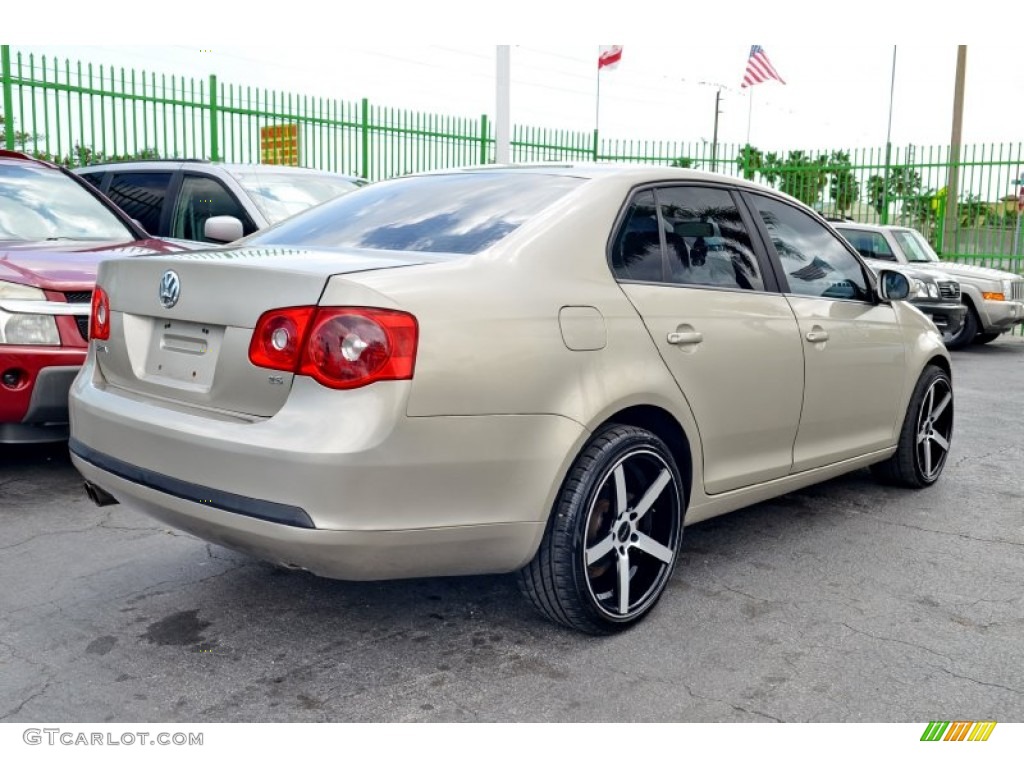 2005 Jetta Value Edition Sedan - Wheat Beige Metallic / Anthracite photo #29