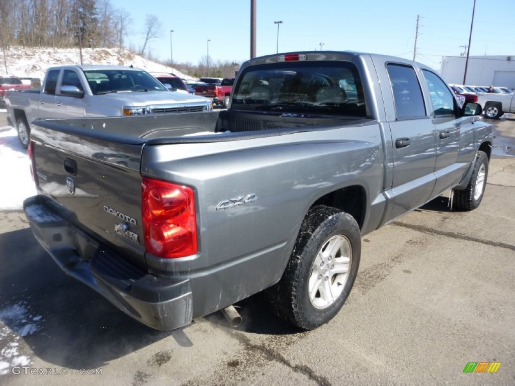 2010 Dakota Big Horn Crew Cab 4x4 - Mineral Gray Metallic / Dark Slate Gray/Medium Slate Gray photo #4