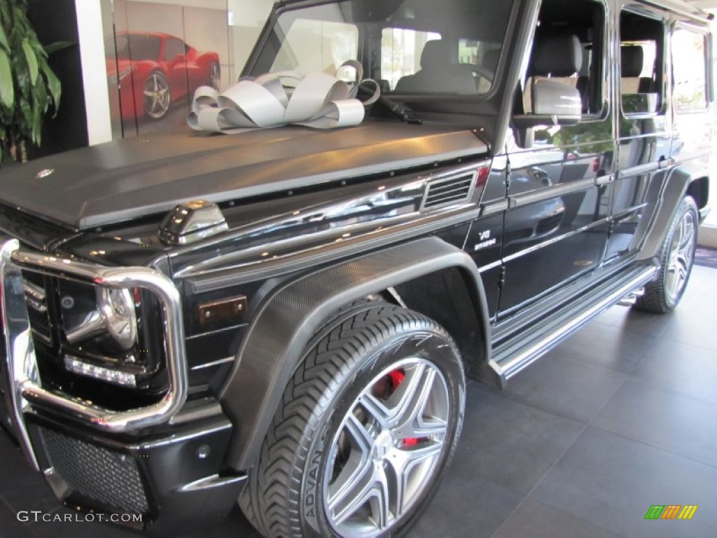 2015 G 63 AMG - Black / designo Porcelain photo #1