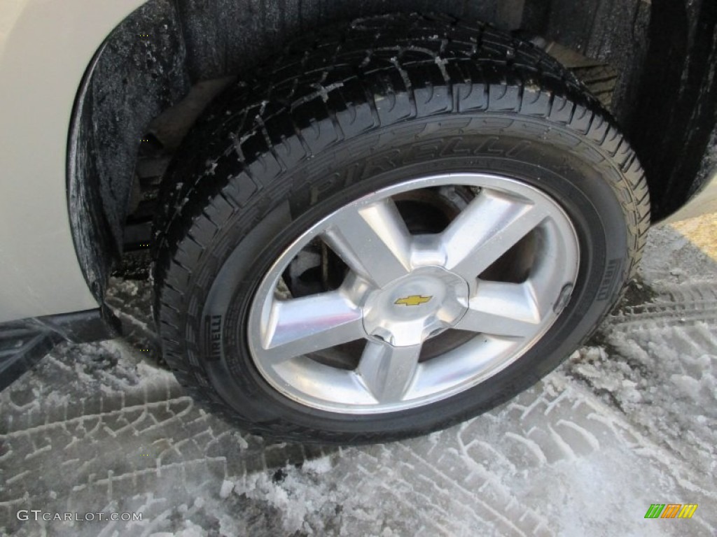 2011 Suburban LT 4x4 - Gold Mist Metallic / Ebony photo #3