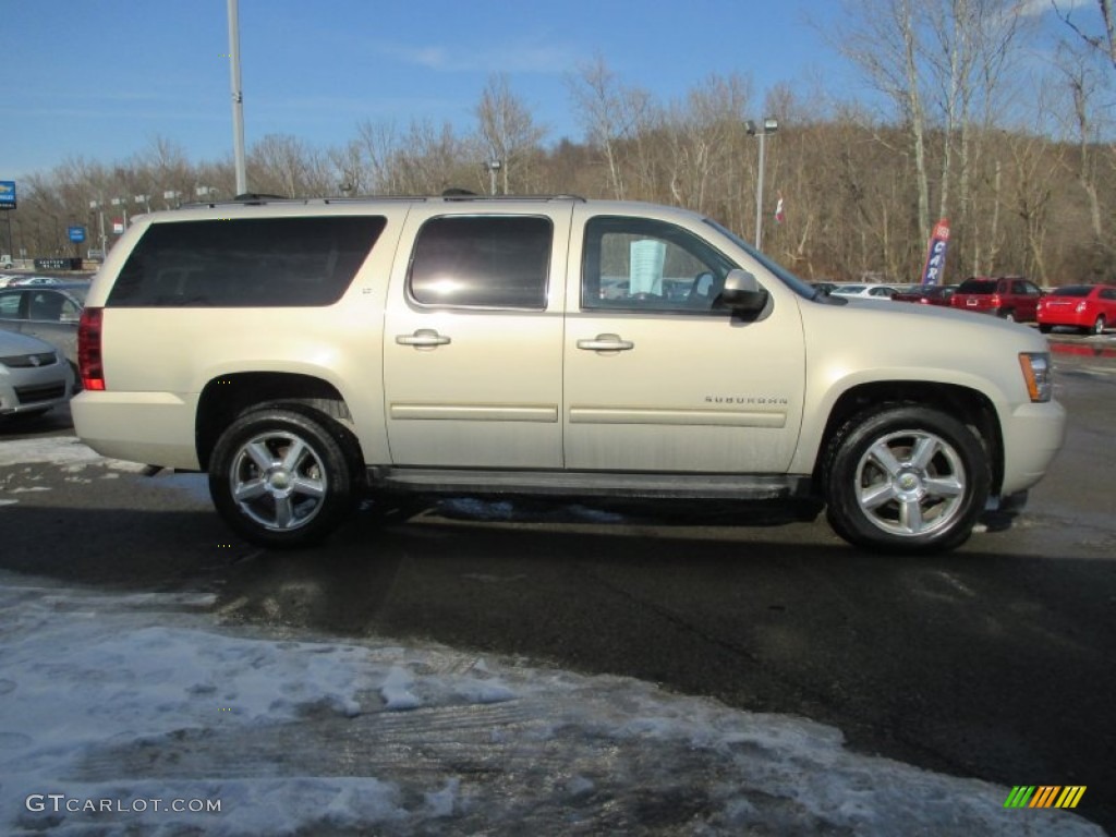 2011 Suburban LT 4x4 - Gold Mist Metallic / Ebony photo #8